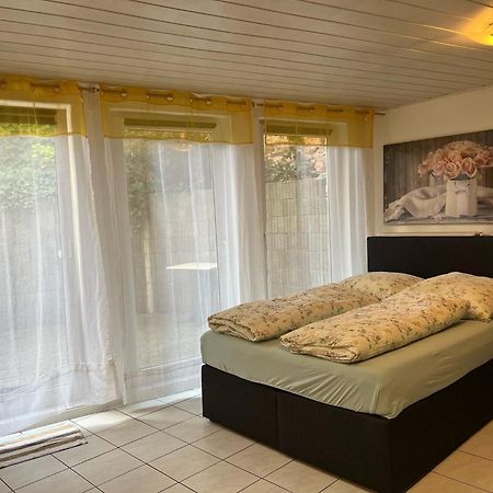 Linh'S Ferienwohnung Саарбург Экстерьер фото