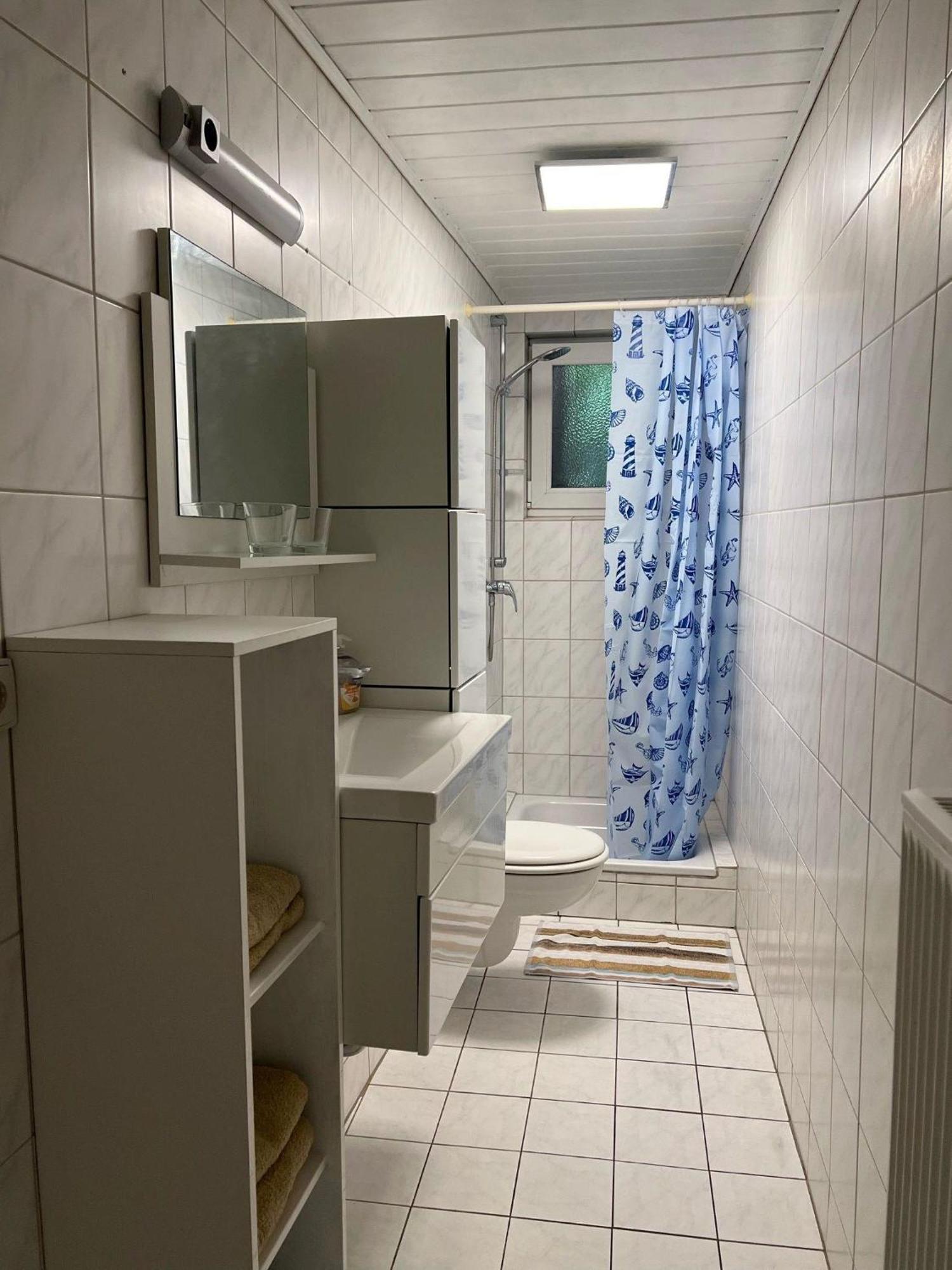 Linh'S Ferienwohnung Саарбург Экстерьер фото
